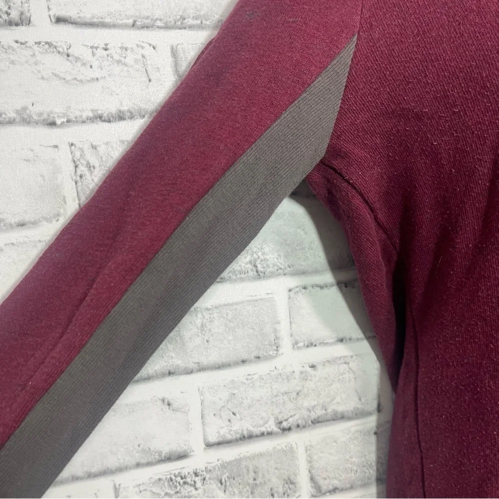 Alo Yoga Two Tone Maroon Pull Over Tunic Top Petite Small